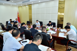 杜云峰主持召开县政府第八次常务会议